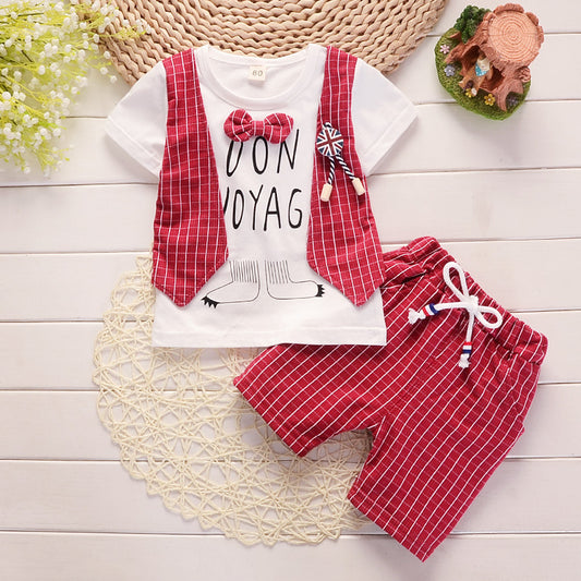 Two-piece Children's Suit With Short Sleeve Shorts And Suspenders