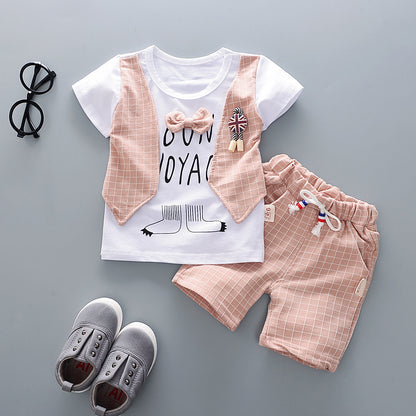 Two-piece Children's Suit With Short Sleeve Shorts And Suspenders