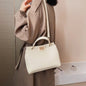 Large Capacity Simple Stylish Good Texture Commuter Messenger Bag
